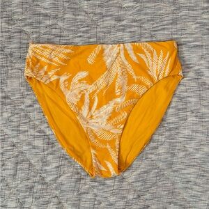 Robin Piccone Bikini Bottom Sz Large NWOT | Robin Piccone Yellow Floral Bikini -